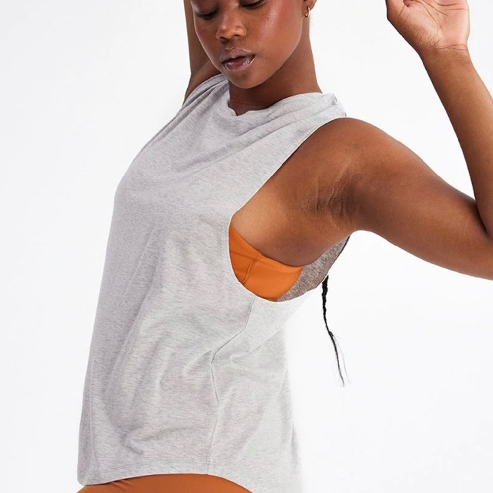 New with tags Girlfriend Collective muscle tank